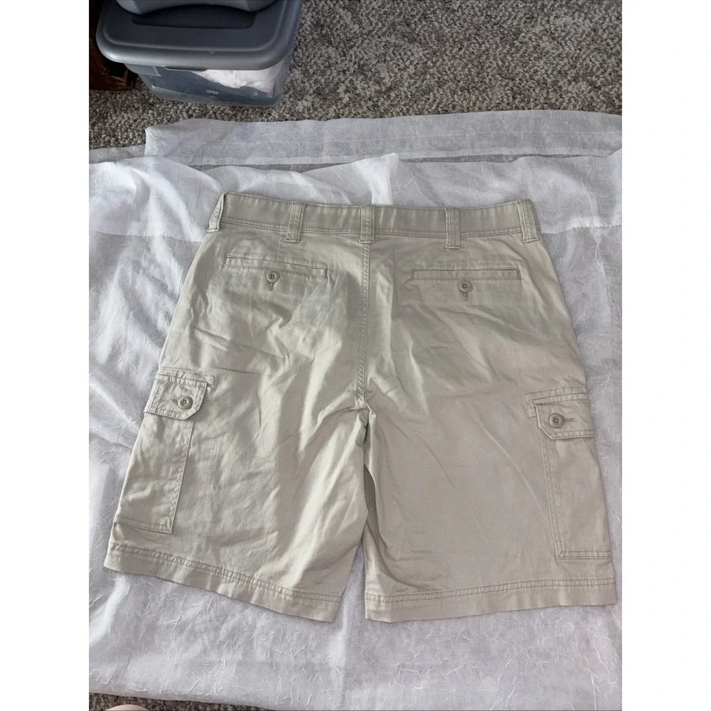 St. John's Bay Cargo Shorts Mens 36 Beige Comfort Stretch Cotton Blend
